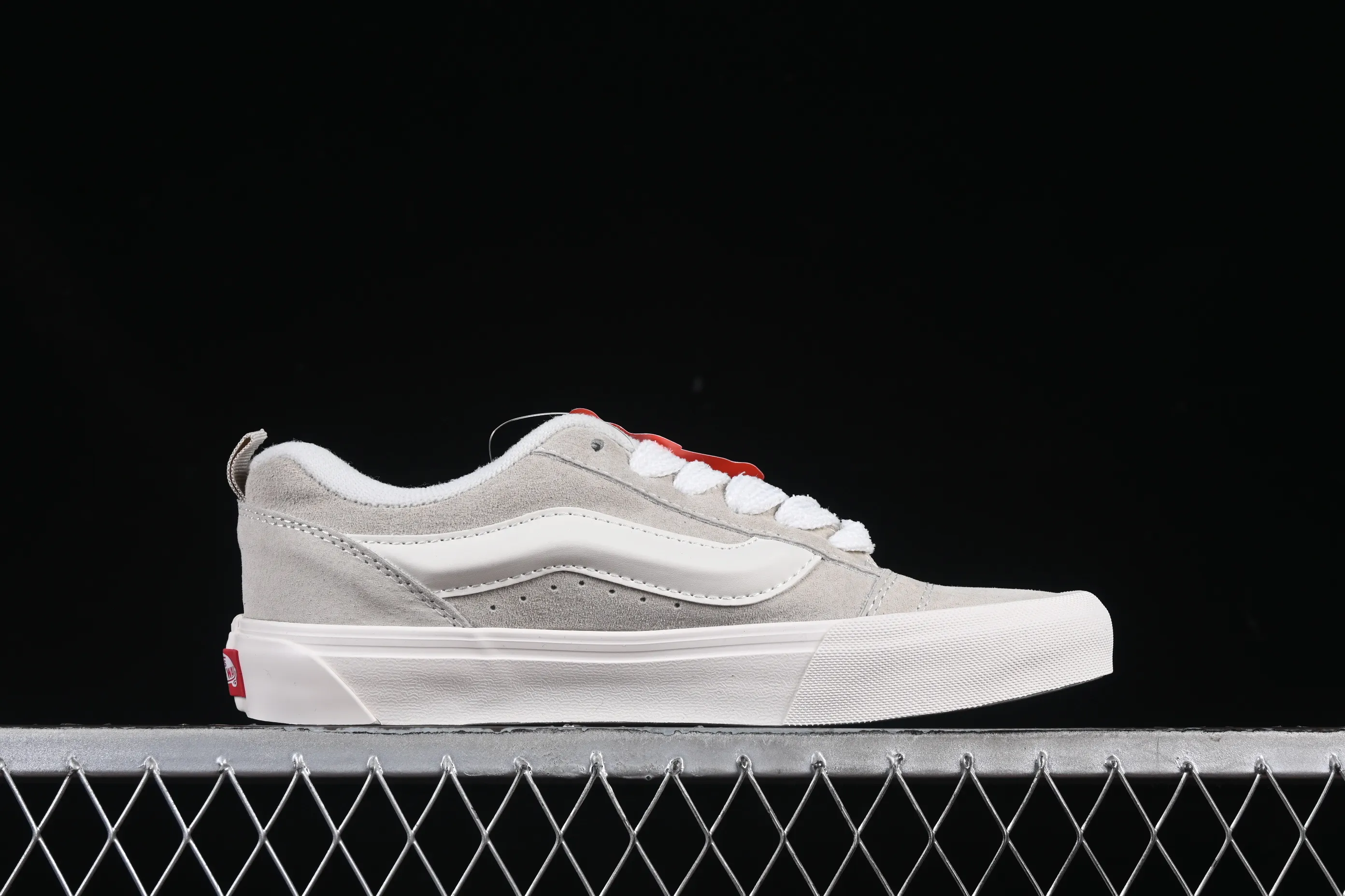 All categories Vans Vans series Vans Low Vans low-top Vans Knu Skool Vans low-top retro casual fat bread shoes VN000D750CK